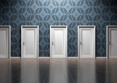 たくさんのドア